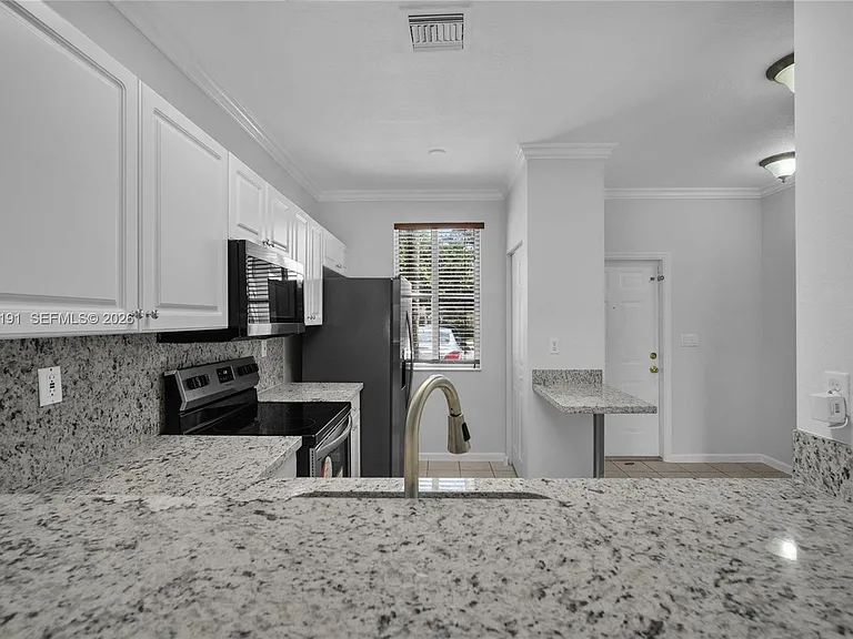 17359 NW 7th Ave #1505 — Photo 8