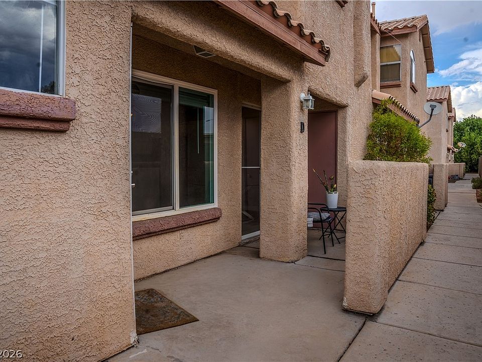 1st image of 555 Roxella Ln Unit D