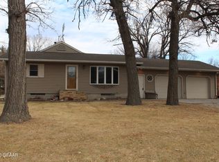 512 State St, Oslo, MN 56744