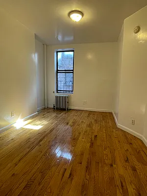 Rented by Peter R. Hungerford, LREB | media 1