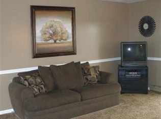 1900 Baird Ave NE, Paris, OH 44669