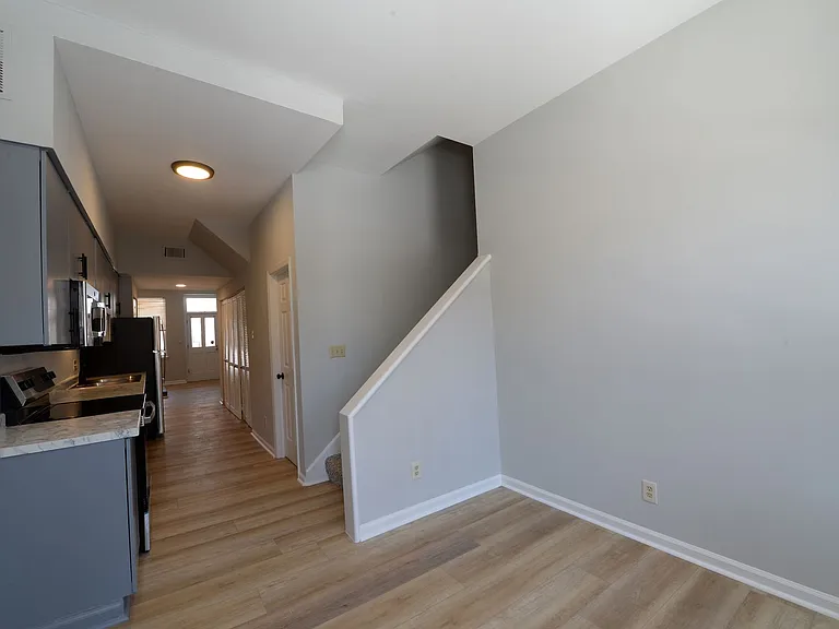 2301-2305 South 10th — Photo 5