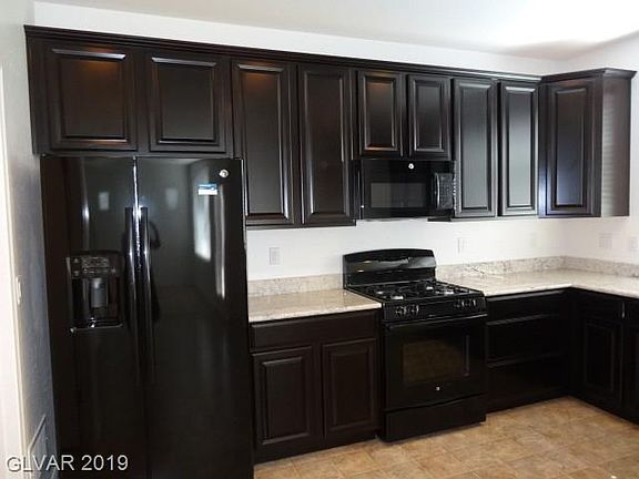 5th image of 10315 Elmwood Glen Ave #0