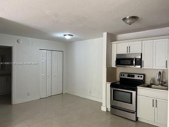 3rd image of 10701 Cleary Blvd APT 103