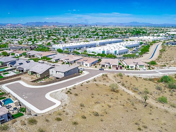 5th image of 4259 E CONSTANCE Way #22