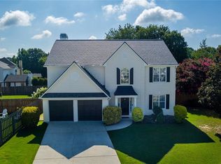 1015 Amber Leaf Ct, Roswell, GA 30076