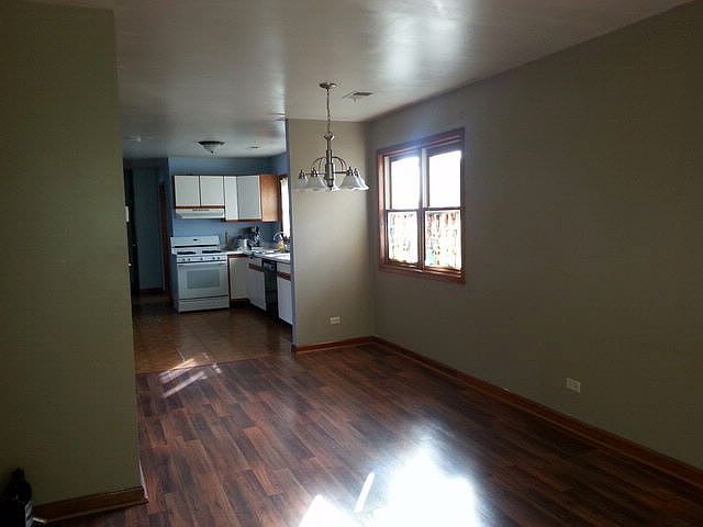 2nd image of 3235 N Nagle Ave #3