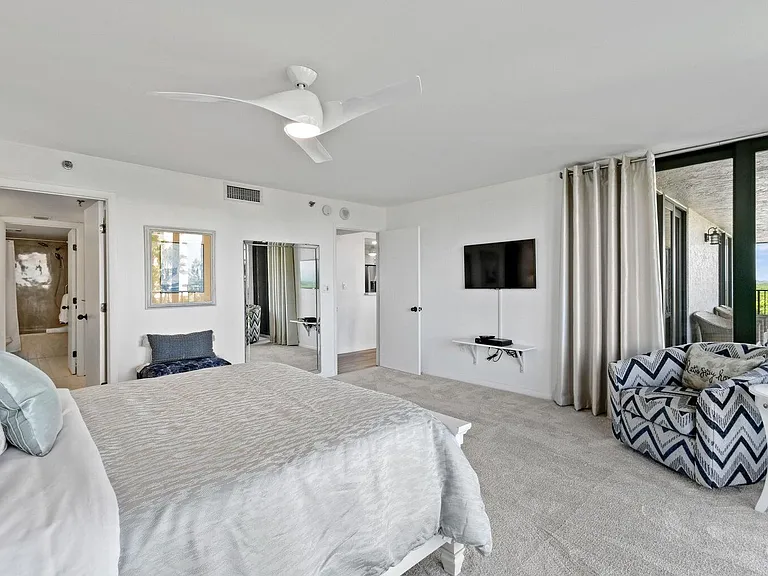 5047 N Highway A1A #404 — Photo 20