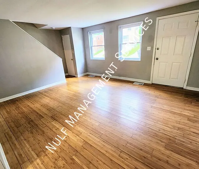 456 Idlewood Rd — Photo 2