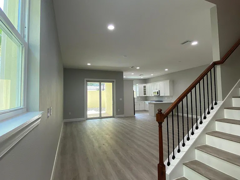 741 Grand Cypress Ln — Photo 33