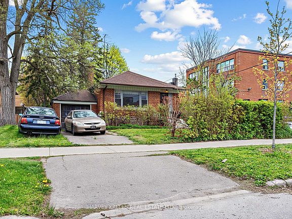 2nd image of 12 Invermay Ave