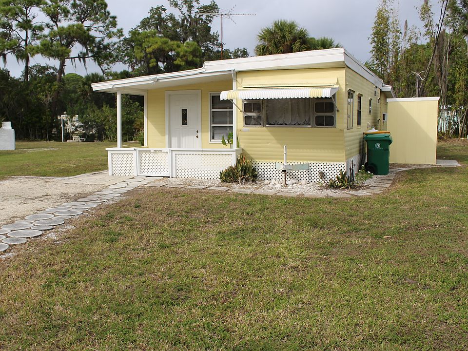 Front of cottage
