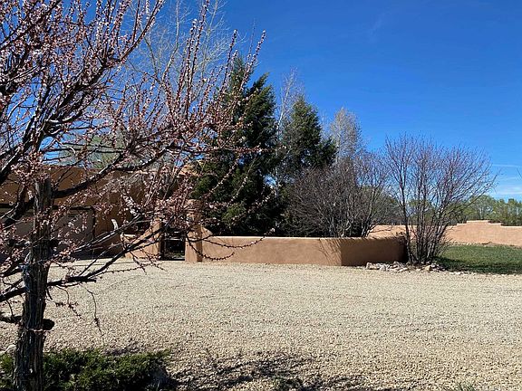 3rd image of 570 Baca Lane