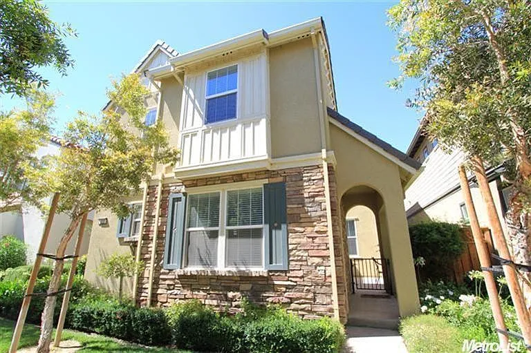 222 W Santa Cruz Way photo 1