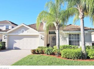 9130 Shadow Glen Way, Fort Myers, FL 33913