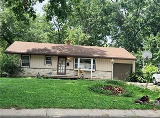 9006 E 74th Ter, Raytown, MO 64133