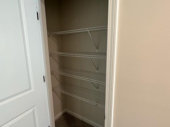 4th image of 1555 Villageside Ct