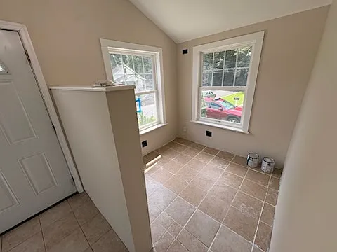 2 bed, 825 sqft, $2,000 — Photo 4