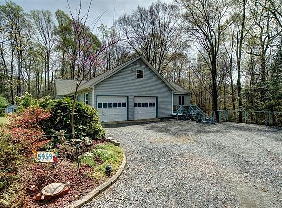 3rd image of 5959 Hingham Dr