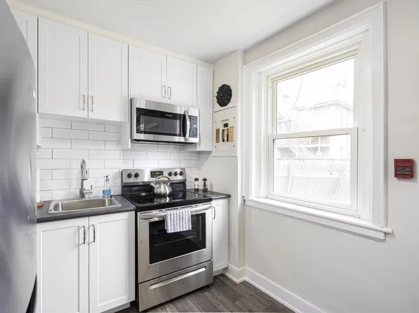 86 Tisdale St. S