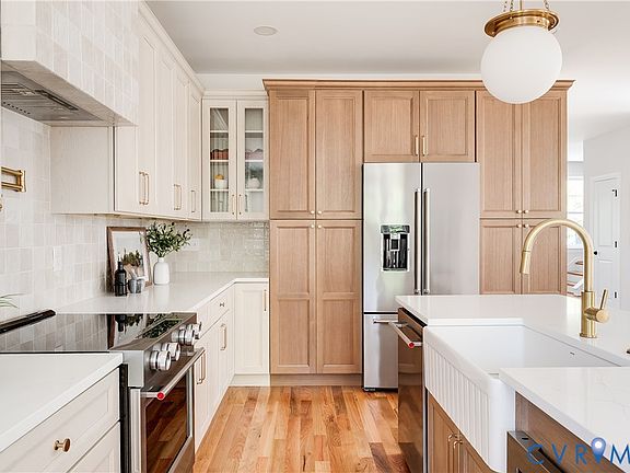 4th image of 404 W 31st St