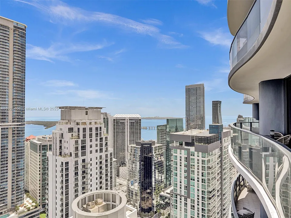 1000 Brickell Plz #Penthouse 5103