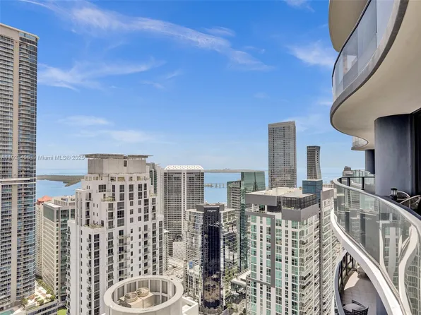 1000 Brickell Plz #Penthouse 5103, Miami, FL 33131