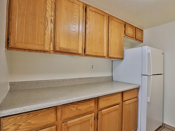 5th image of 819 S Stapley Dr APT 1