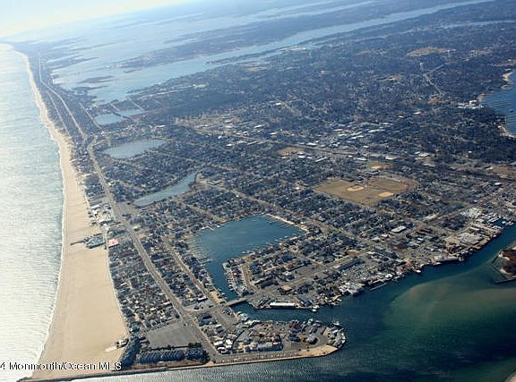 2nd image of 31 Ocean Ave