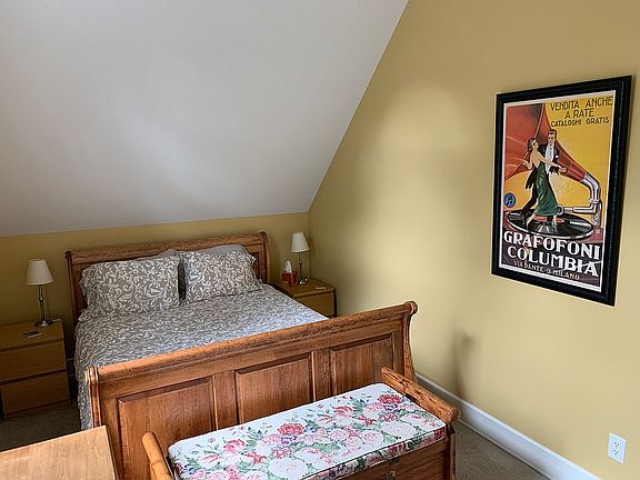 2nd image of 52 Scott Ave