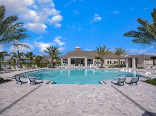 10120 Abrazo Dr #26, Palmetto, FL 34221