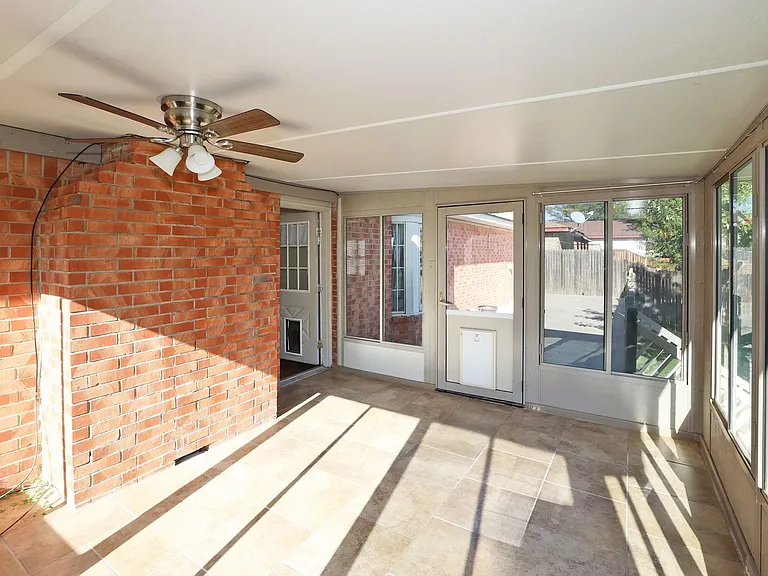 2905 Salem Dr — Photo 26
