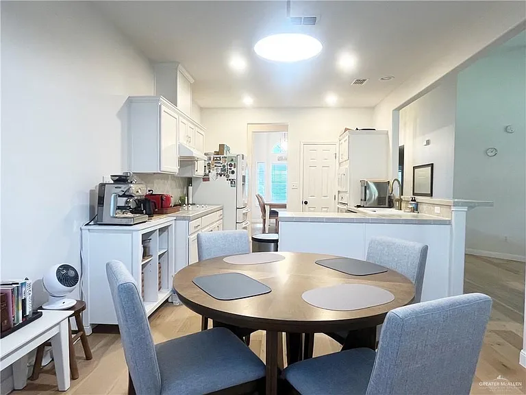 3304 Santa Olivia St — Photo 14
