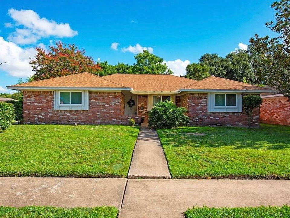 1st image of 1102 E Rutgers Ln