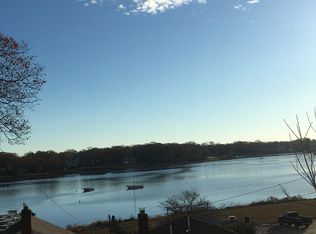 253 Arnolds Neck Dr, Warwick, RI 02886