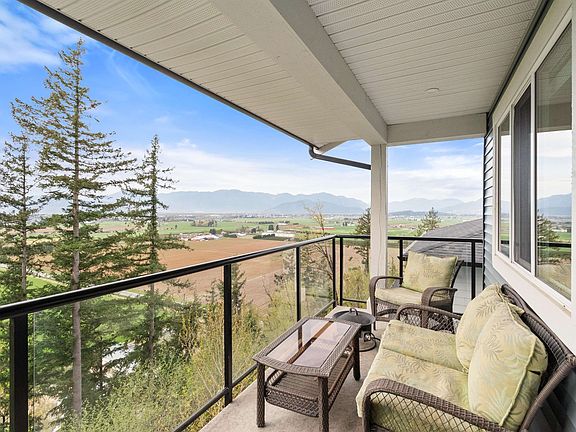 5th image of 6262 Rexford Dr #19