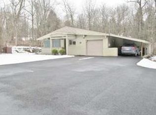 218 Sunset Rd, Pittsburgh, PA 15237