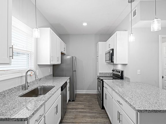 3rd image of 823 Professional Park Dr APT G