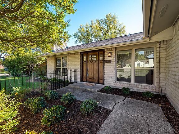 4th image of 7748 La Bolsa Dr