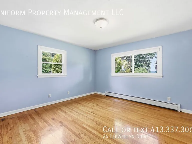 24 Llewellyn Dr — Photo 19