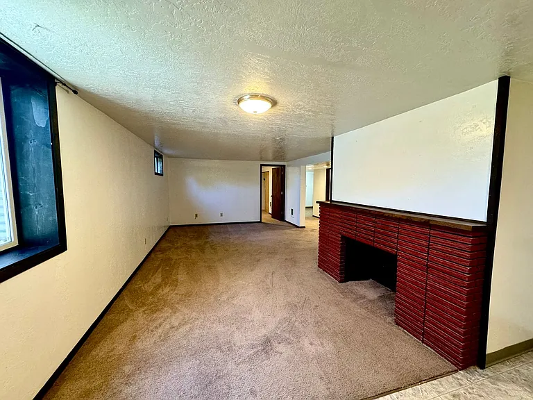 2434 Wyoming St — Photo 10