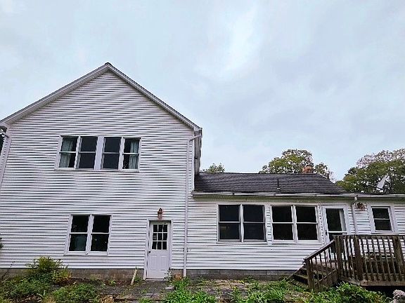 5th image of 3221 Seifert Lewis Rd SE