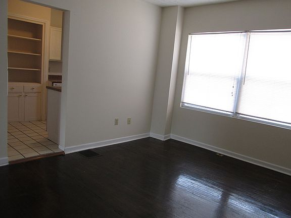 5th image of 106-112 W 8th Ave #106-A