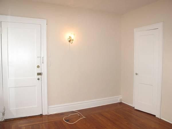 2nd image of 590 Campbell Ave APT 8E