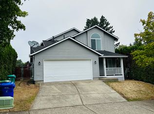 17139 SE Pine St, Portland, OR 97233