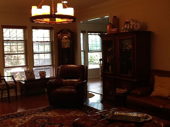 2nd image of 56 Samantha Cir