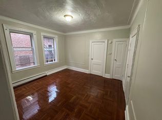 376.5 Park Ave #33, East Orange, NJ 07017