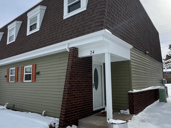 24 Dorset Ct, Edwardsville, IL 62025