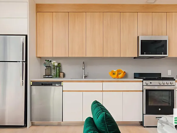 378 Weirfield Street image 3 of 24