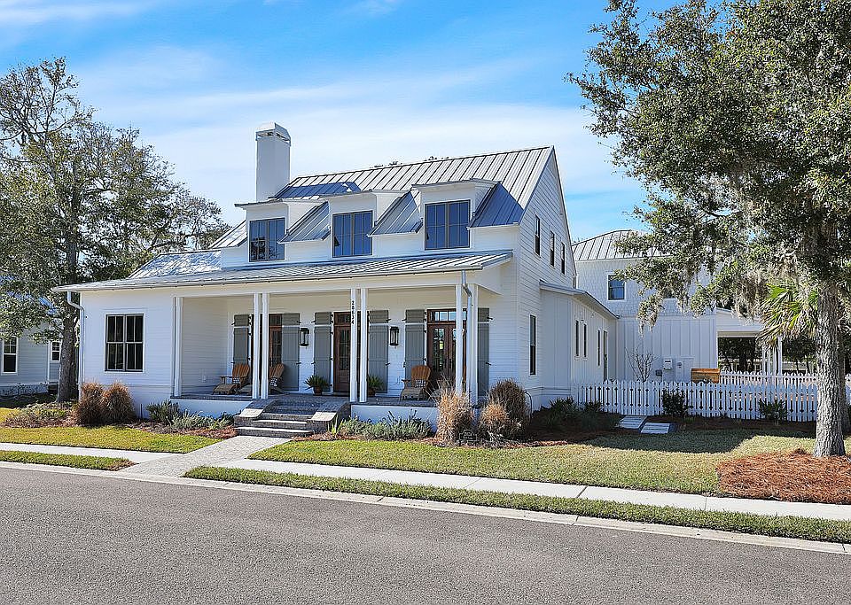 1st image of 28634 Vieux Carre